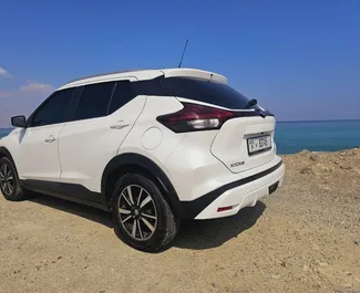 Benzine motor van 1,6L van Nissan Kicks 2021 te huur in Dubai.