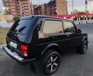 Autohuur Lada Niva 2022 in in Armenië, met Benzine brandstof en 83 pk ➤ Vanaf 53 USD per dag.