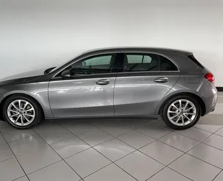 Autohuur Mercedes-Benz A-Class #9509 Automatisch op luchthaven Tenerife Zuid, uitgerust met 1,3L motor ➤ Van Philip in Spanje.