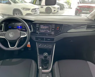 Autohuur Volkswagen Taigo 2022 in in Spanje, met Benzine brandstof en 95 pk ➤ Vanaf 28 EUR per dag.