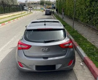 Hyundai i30 2013 beschikbaar voor verhuur in Tirana, met een kilometerlimiet van onbeperkt.