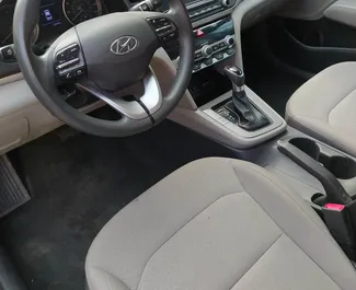 Vooraanzicht van een huurauto Hyundai Elantra in Tbilisi, Georgië ✓ Auto #9593. ✓ Transmissie Automatisch TM ✓ 0 beoordelingen.