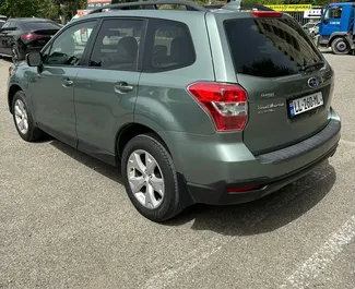 Subaru Forester 2016 beschikbaar voor verhuur in Tbilisi, met een kilometerlimiet van onbeperkt.