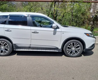 Autohuur Mitsubishi Outlander Xl #9706 Automatisch in Tbilisi, uitgerust met 3,0L motor ➤ Van Grigol in Georgië.