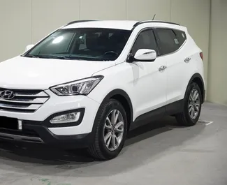 Autohuur Hyundai Santa Fe 2016 in in Albanië, met Diesel brandstof en 200 pk ➤ Vanaf 45 EUR per dag.