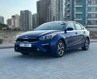 Vooraanzicht van een huurauto Kia Forte in Dubai, Verenigde Arabische Emiraten ✓ Auto #9665. ✓ Transmissie Automatisch TM ✓ 0 beoordelingen.