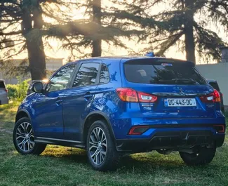 Huur een Mitsubishi Outlander Sport in Tbilisi Georgië