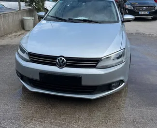 Autohuur Volkswagen Jetta #10036 Automatisch op de luchthaven van Tirana, uitgerust met 2,0L motor ➤ Van Armand in Albanië.