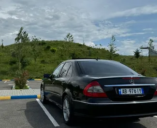 Verhuur Mercedes-Benz E-Class. Premium Auto te huur in Albanië ✓ Borg van Zonder Borg ✓ Verzekeringsmogelijkheden TPL.