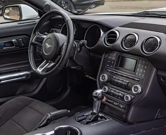 Autohuur Ford Mustang Coupe 2017 in in Georgië, met Benzine brandstof en 300 pk ➤ Vanaf 144 GEL per dag.