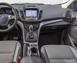 Autohuur Ford Escape 2016 in in Georgië, met Benzine brandstof en 240 pk ➤ Vanaf 100 GEL per dag.