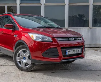 Vooraanzicht van een huurauto Ford Escape in Tbilisi, Georgië ✓ Auto #9878. ✓ Transmissie Automatisch TM ✓ 0 beoordelingen.