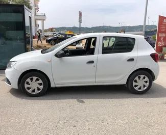 Autohuur Dacia Sandero 2017 in in Albanië, met Diesel brandstof en 76 pk ➤ Vanaf 30 EUR per dag.