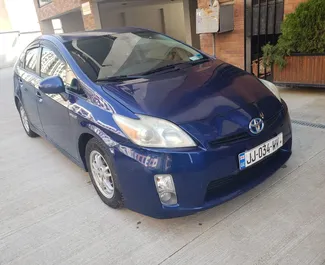 Autohuur Toyota Prius 2011 in in Georgië, met Hybride brandstof en 120 pk ➤ Vanaf 62 GEL per dag.