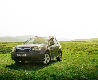 Vooraanzicht van een huurauto Subaru Forester in Tbilisi, Georgië ✓ Auto #10141. ✓ Transmissie Automatisch TM ✓ 0 beoordelingen.