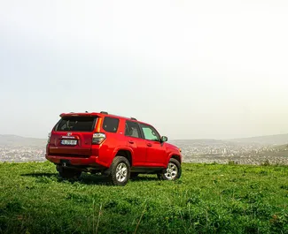 Autohuur Toyota 4 Runner #10062 Automatisch in Tbilisi, uitgerust met 4,0L motor ➤ Van Nini in Georgië.