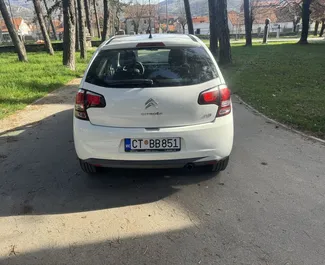 Verhuur Citroen C3. Economy, Comfort, Crossover Auto te huur in Montenegro ✓ Borg van Borg van 100 EUR ✓ Verzekeringsmogelijkheden TPL, SCDW, Passagiers, Buitenland, Jonge.