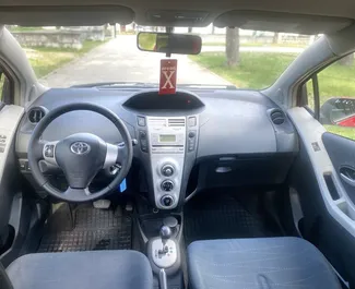 Benzine motor van 1,3L van Toyota Yaris 2009 te huur in Budva.