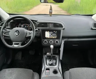 Diesel motor van 1,5L van Renault Kadjar 2019 te huur in Budva.