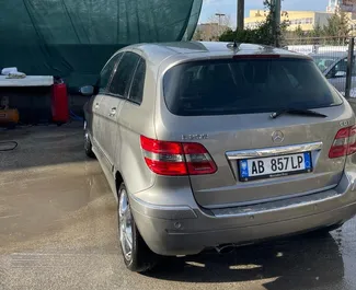 Verhuur Mercedes-Benz B-Class. Comfort, Premium Auto te huur in Albanië ✓ Borg van Borg van 100 EUR ✓ Verzekeringsmogelijkheden TPL, CDW, FDW.