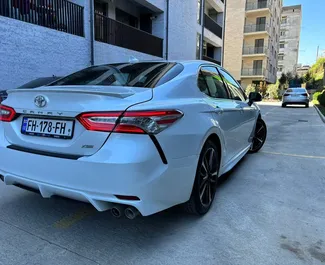 Autohuur Toyota Camry #9868 Automatisch in Tbilisi, uitgerust met 2,5L motor ➤ Van Constantijn in Georgië.