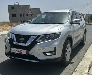 Vooraanzicht van een huurauto Nissan X-Trail in Limassol, Cyprus ✓ Auto #9862. ✓ Transmissie Automatisch TM ✓ 0 beoordelingen.