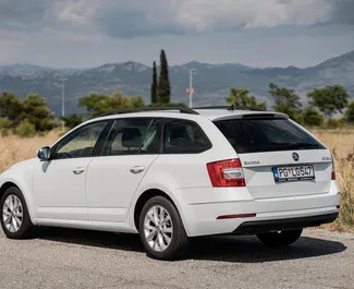 Verhuur Skoda Octavia Combi. Comfort Auto te huur in Montenegro ✓ Borg van Borg van 200 EUR ✓ Verzekeringsmogelijkheden TPL, CDW, SCDW, FDW, Diefstal, Buitenland, Jonge, Geen storting.