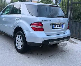 Verhuur Mercedes-Benz ML-Class. Comfort, Premium, SUV Auto te huur in Albanië ✓ Borg van Borg van 200 EUR ✓ Verzekeringsmogelijkheden TPL, CDW, FDW.