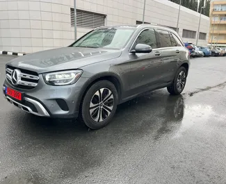 Vooraanzicht van een huurauto Mercedes-Benz GLC-Class in Limassol, Cyprus ✓ Auto #10445. ✓ Transmissie Automatisch TM ✓ 0 beoordelingen.