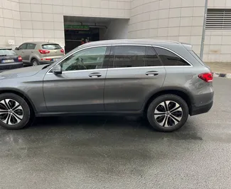 Autohuur Mercedes-Benz GLC-Class 2020 in in Cyprus, met Benzine brandstof en 197 pk ➤ Vanaf 200 EUR per dag.