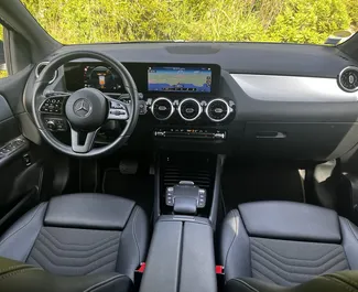 Mercedes-Benz B-Class 2021 beschikbaar voor verhuur in Rafailovici, met een kilometerlimiet van onbeperkt.