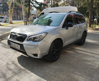 Vooraanzicht van een huurauto Subaru Forester in Koetaisi, Georgië ✓ Auto #8171. ✓ Transmissie Automatisch TM ✓ 0 beoordelingen.