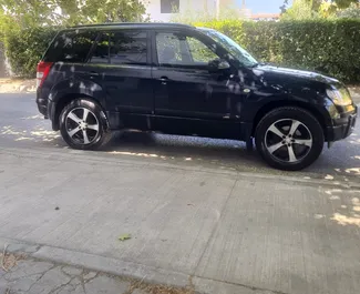 Vooraanzicht van een huurauto Suzuki Grand Vitara in Durrës, Albanië ✓ Auto #10583. ✓ Transmissie Handmatig TM ✓ 0 beoordelingen.