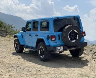 Huur een Jeep Wrangler Rubicon in Tbilisi Georgië