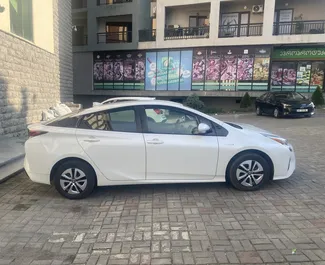 Autohuur Toyota Prius 2016 in in Georgië, met Hybride brandstof en 120 pk ➤ Vanaf 100 GEL per dag.