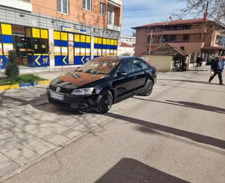 Autohuur Volkswagen Jetta #10596 Automatisch in Tirana, uitgerust met 2,5L motor ➤ Van Oltjon in Albanië.