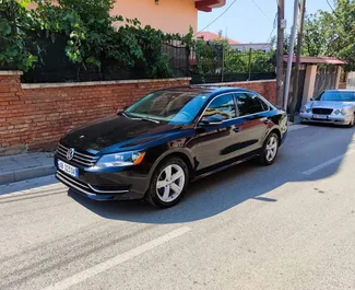 Autohuur Volkswagen Passat #10590 Automatisch in Tirana, uitgerust met 2,0L motor ➤ Van Oltjon in Albanië.