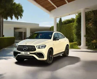 Vooraanzicht van een huurauto Mercedes-Benz GLE63-S Coupe in Dubai, Verenigde Arabische Emiraten ✓ Auto #6166. ✓ Transmissie Automatisch TM ✓ 0 beoordelingen.