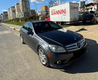 Autohuur Mercedes-Benz C-Class 2010 in in Albanië, met Benzine brandstof en 140 pk ➤ Vanaf 55 EUR per dag.