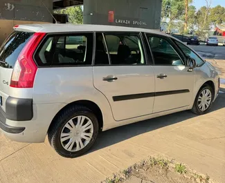 Autohuur Citroen C4 Grand Picasso 2010 in in Albanië, met Diesel brandstof en 120 pk ➤ Vanaf 35 EUR per dag.