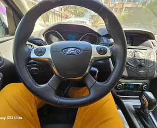 Verhuur Ford Focus. Comfort Auto te huur in Albanië ✓ Borg van Borg van 100 EUR ✓ Verzekeringsmogelijkheden CDW, SCDW, Buitenland, Jonge.