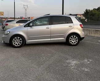 Autohuur Volkswagen Golf Plus 2007 in in Albanië, met Diesel brandstof en 104 pk ➤ Vanaf 30 EUR per dag.