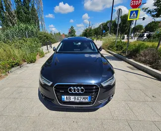 Vooraanzicht van een huurauto Audi A6 in Tirana, Albanië ✓ Auto #10784. ✓ Transmissie Automatisch TM ✓ 0 beoordelingen.