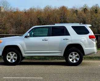 Autohuur Toyota 4 Runner #8566 Automatisch in Koetaisi, uitgerust met 4,0L motor ➤ Van Bakuri in Georgië.