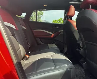 Interieur van MG 5/GT te huur in Thailand. Een geweldige auto met 5 zitplaatsen en een Automatisch transmissie.