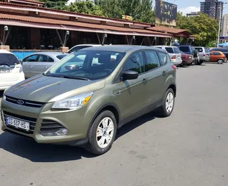 Vooraanzicht van een huurauto Ford Escape in Tbilisi, Georgië ✓ Auto #10839. ✓ Transmissie Automatisch TM ✓ 0 beoordelingen.