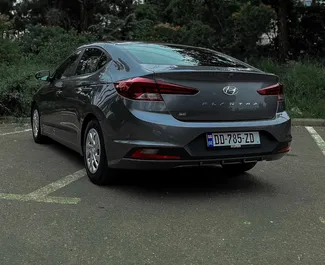 Autohuur Hyundai Elantra 2020 in in Georgië, met Benzine brandstof en 180 pk ➤ Vanaf 115 GEL per dag.