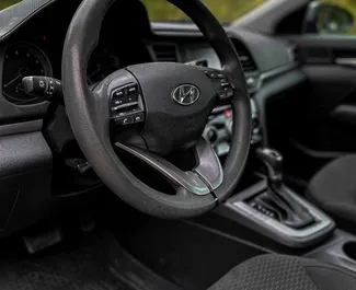 Verhuur Hyundai Elantra. Comfort, Premium Auto te huur in Georgië ✓ Borg van Zonder Borg ✓ Verzekeringsmogelijkheden TPL, SCDW, Passagiers, Diefstal.