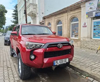 Verhuur Toyota 4 Runner. Comfort, SUV Auto te huur in Georgië ✓ Borg van Borg van 300 GEL ✓ Verzekeringsmogelijkheden TPL, CDW, Diefstal, Geen storting.