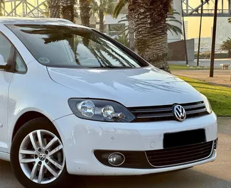 Autohuur Volkswagen Golf Plus 2012 in in Spanje, met Diesel brandstof en 120 pk ➤ Vanaf 35 EUR per dag.